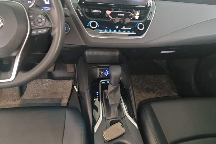 Used Toyota Levin 2019 185T CVT Luxury Edition China VI Standard Gear Lever