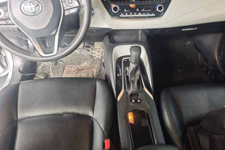 Used Toyota Levin 2019 185T CVT Luxury Edition China VI Standard Gear Lever