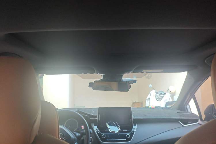 Used Toyota Levin 2019 185T CVT Luxury Edition China VI Standard Headliner