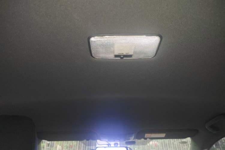 Used Toyota Levin 2019 185T CVT Entry-Level Version China VI Standard Headliner