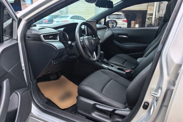 Used Toyota Levin 2019 185T CVT Luxury Edition China VI Standard Interior 1