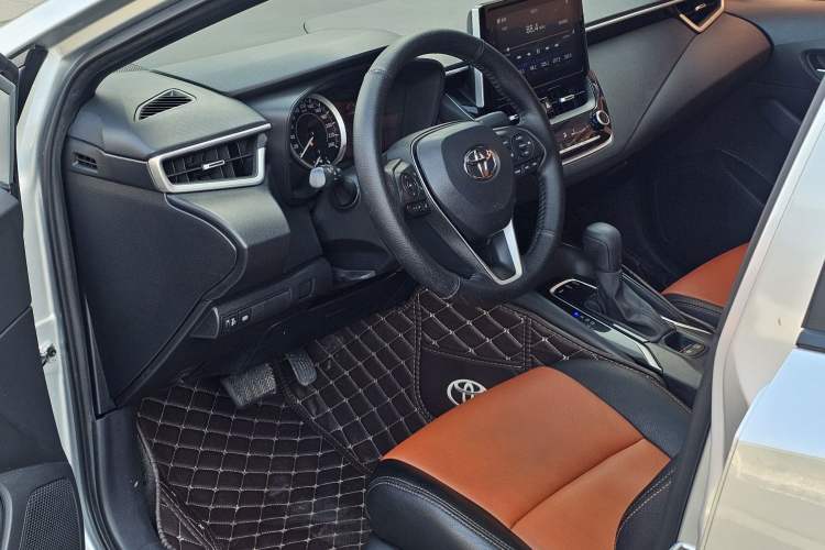 Used Toyota Levin 2019 185T CVT Luxury Edition China VI Standard Interior 2