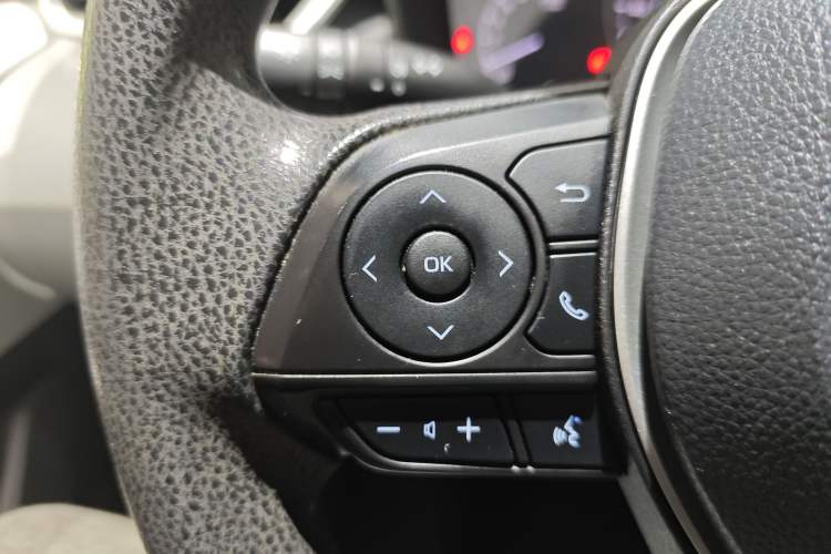 Used Toyota Levin 2019 185T CVT Luxury Edition China VI Standard Interior 8