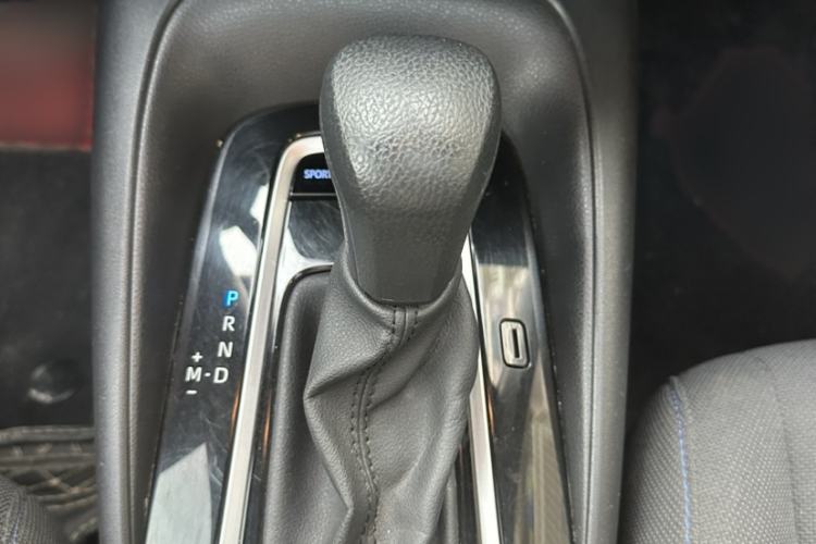 Used Toyota Levin 2019 185T CVT Sport Edition China VI Standard Interior 9