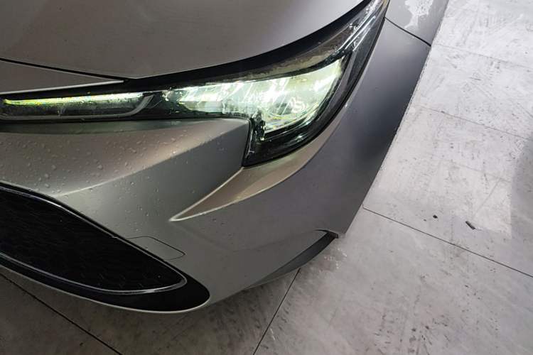 Used Toyota Levin 2019 Dual-Engine 1.8H E-CVT Luxury Edition China VI Standard Left Front Headlight