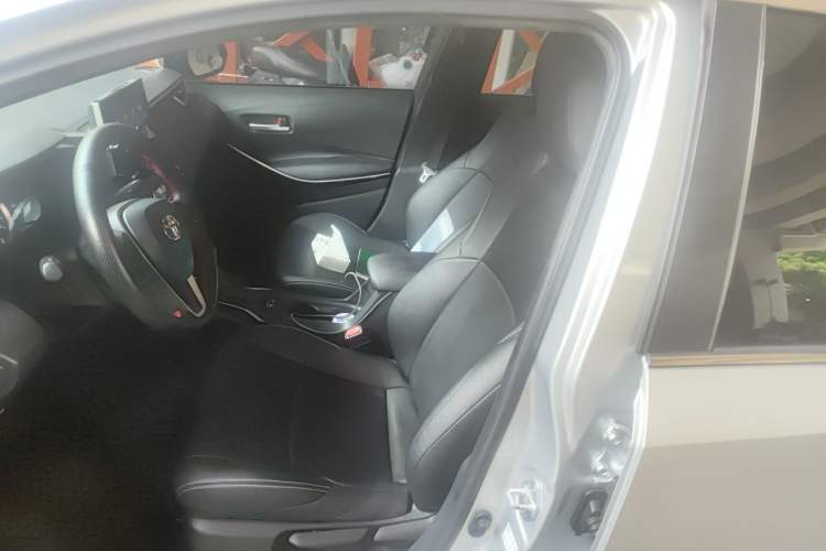 Used Toyota Levin 2019 Dual-Engine 1.8H E-CVT Sport Edition China VI Standard Left Front Seat