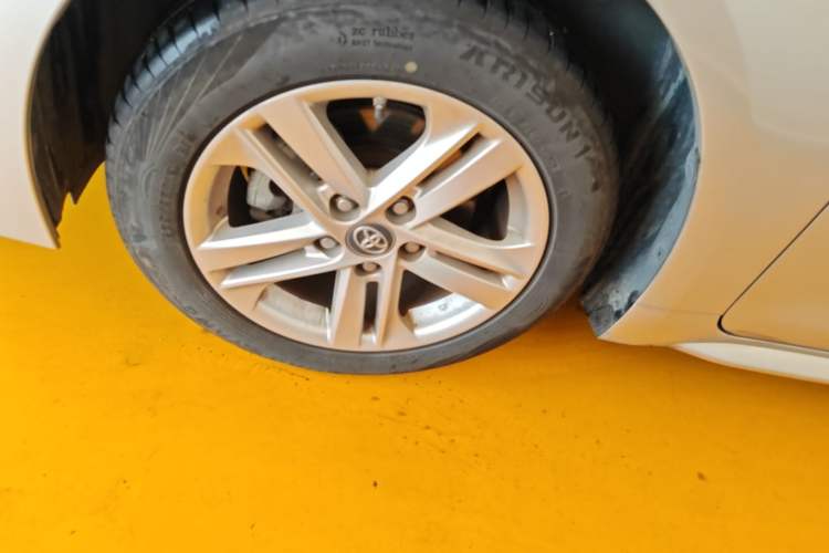 Used Toyota Levin 2019 185T CVT Luxury Edition China VI Standard Left Front Wheel Hub