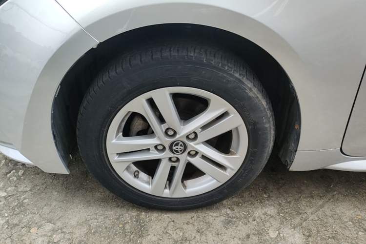 Used Toyota Levin 2019 185T CVT Entry-Level Version China VI Standard Left Front Wheel Hub