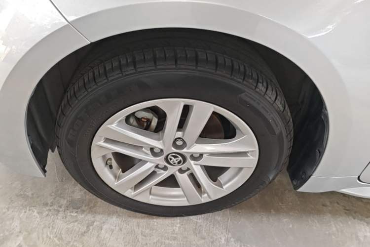Used Toyota Levin 2019 185T CVT Luxury Edition China VI Standard Left Front Wheel Hub