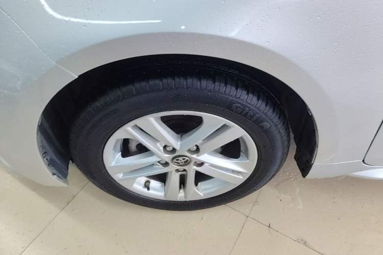 Used Toyota Levin 2019 185T CVT Luxury Edition China VI Standard Left Front Wheel Hub