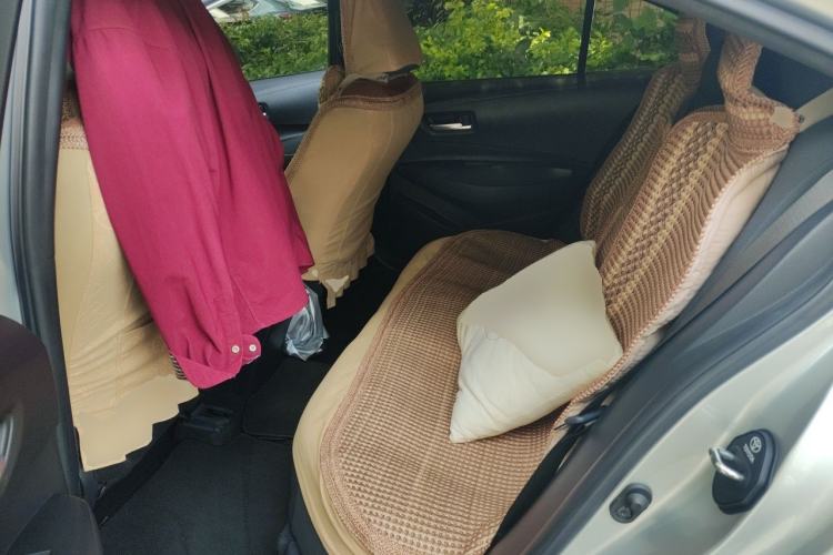 Used Toyota Levin 2019 185T CVT Entry-Level Version China VI Standard Left Rear Seat