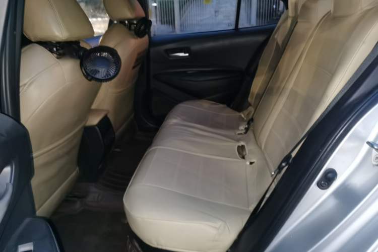 Used Toyota Levin 2019 Dual-Engine 1.8H E-CVT Luxury Edition China VI Standard Left Rear Seat