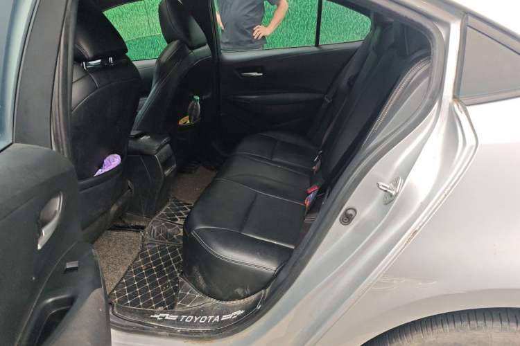 Used Toyota Levin 2019 185T CVT Luxury Edition China VI Standard Left Rear Seat