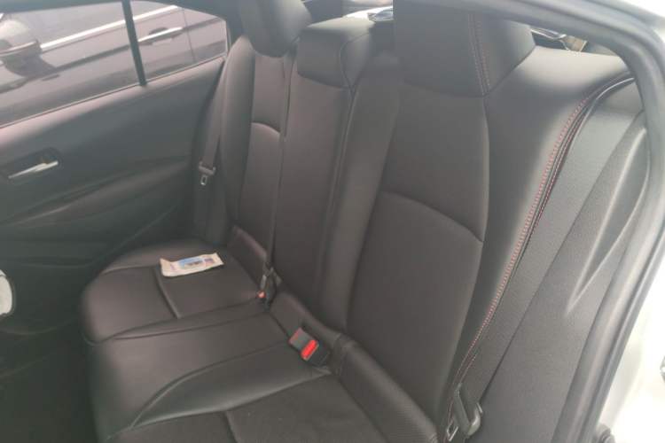 Used Toyota Levin 2019 185T CVT Sport Edition China VI Standard Left Rear Seat