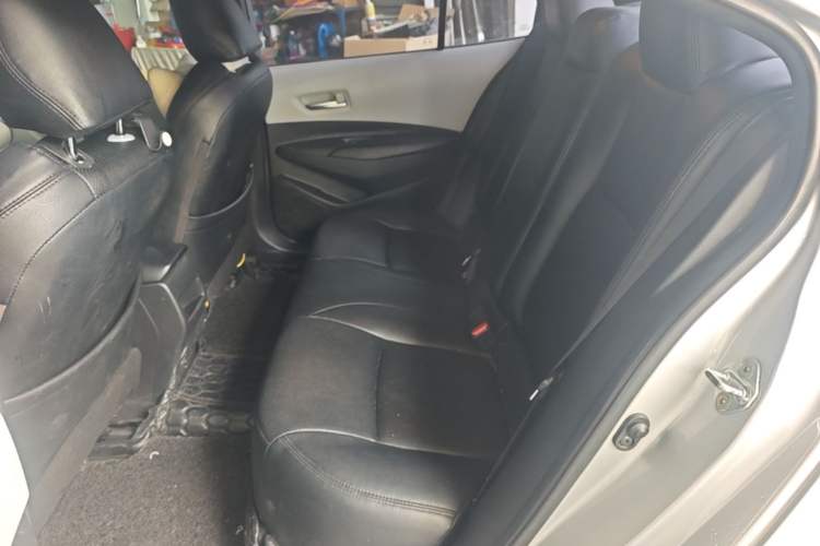 Used Toyota Levin 2019 185T CVT Luxury Edition China VI Standard Left Rear Seat