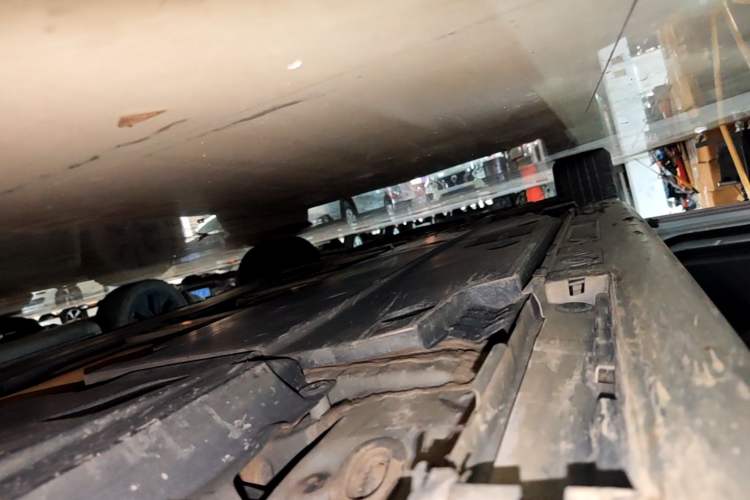Used Toyota Levin 2019 185T CVT Entry-Level Version China VI Standard Left Side Sill