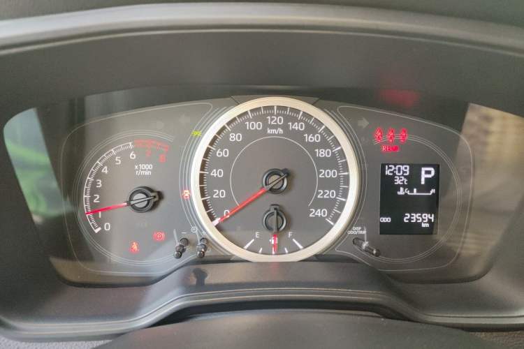 Used Toyota Levin 2019 185T CVT Entry-Level Version China VI Standard Odometer Close Up