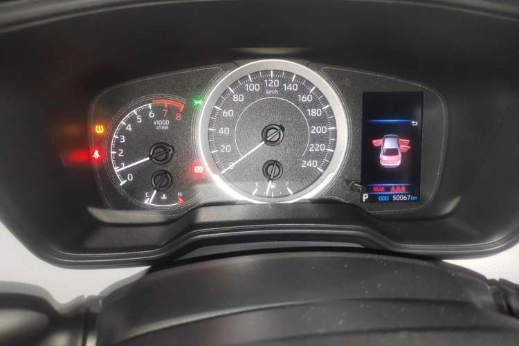Used Toyota Levin 2019 185T CVT Luxury Edition China V Standard Odometer Close Up