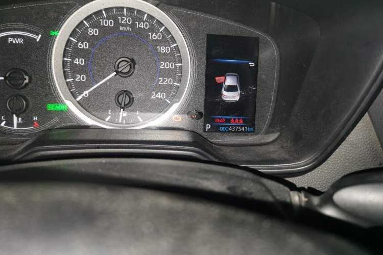 Used Toyota Levin 2019 Dual-Engine 1.8H E-CVT Luxury Edition China VI Standard Odometer Close Up