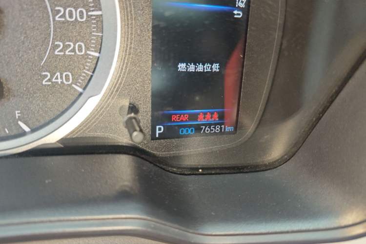 Used Toyota Levin 2019 185T CVT Luxury Edition China V Standard Odometer Close Up