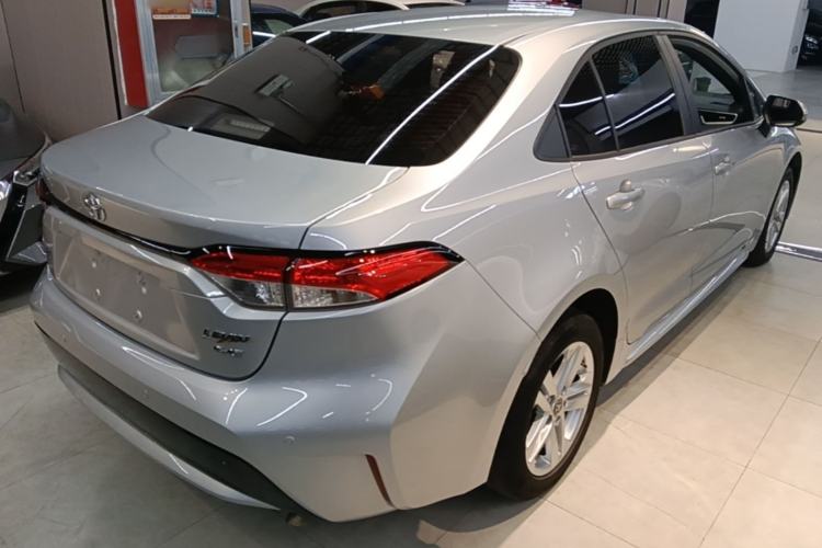 Used Toyota Levin 2019 185T CVT Luxury Edition China VI Standard Rear Right 45 Deg