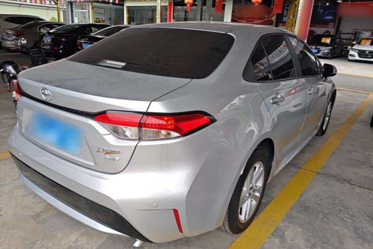 Used Toyota Levin 2019 185T CVT Luxury Edition China VI Standard Rear Right 45 Deg