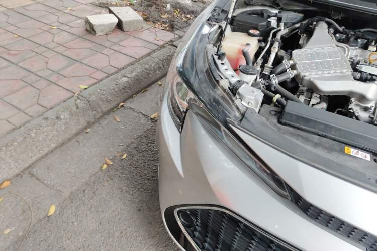 Used Toyota Levin 2019 185T CVT Luxury Edition China VI Standard Right Front Headlight