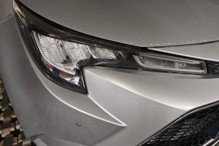 Used Toyota Levin 2019 185T CVT Luxury Edition China VI Standard Right Front Headlight