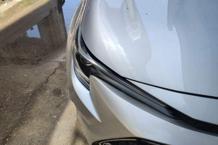 Used Toyota Levin 2019 Dual-Engine 1.8H E-CVT Sport Edition China VI Standard Right Front Headlight