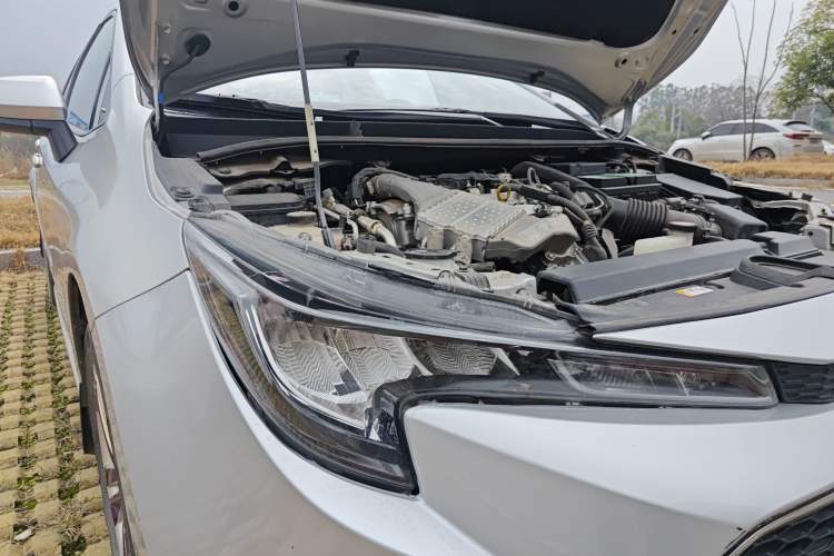 Used Toyota Levin 2019 185T CVT Luxury Edition China VI Standard Right Front Headlight