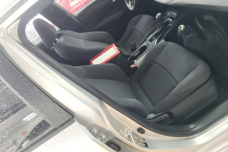 Used Toyota Levin 2019 185T CVT Luxury Edition China VI Standard Right Front Seat