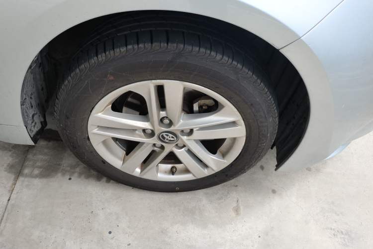 Used Toyota Levin 2019 185T CVT Luxury Edition China V Standard Right Front Wheel Hub