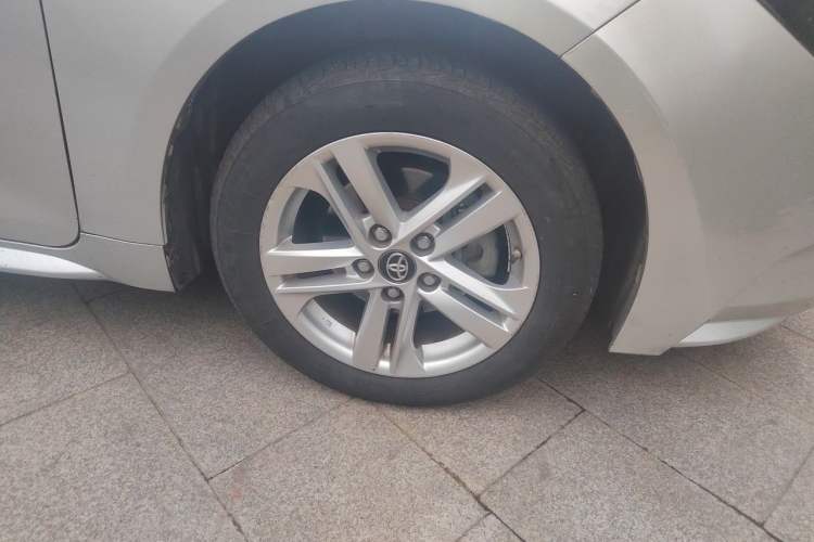 Used Toyota Levin 2019 185T CVT Entry-Level Version China VI Standard Right Front Wheel Hub