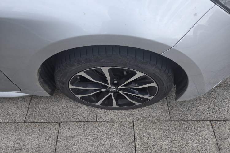 Used Toyota Levin 2019 185T CVT Sport Edition China VI Standard Right Front Wheel Hub