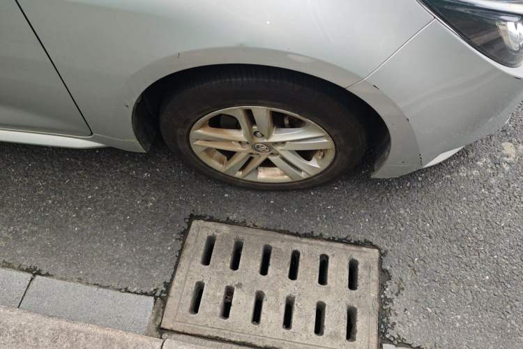 Used Toyota Levin 2019 185T CVT Luxury Edition China VI Standard Right Front Wheel Hub