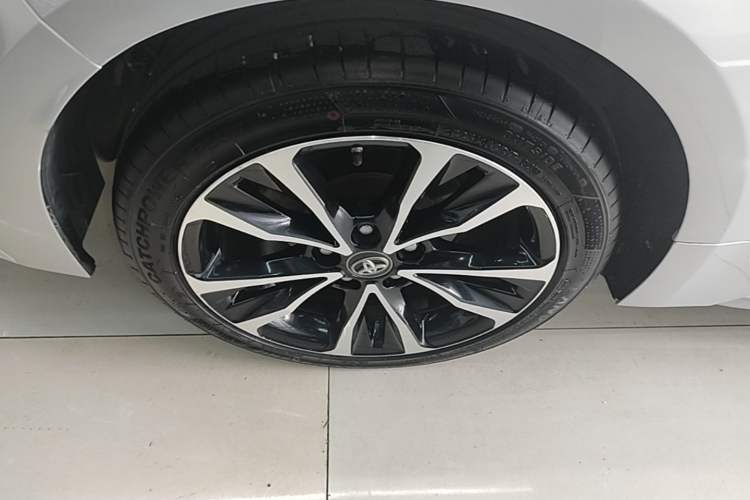 Used Toyota Levin 2019 Dual-Engine 1.8H E-CVT Sport Edition China VI Standard Right Rear Wheel Hub