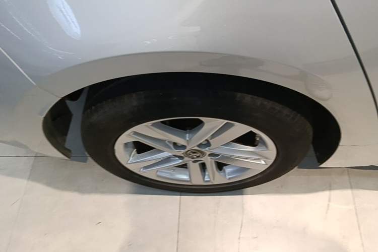 Used Toyota Levin 2019 185T CVT Luxury Edition China VI Standard Right Rear Wheel Hub
