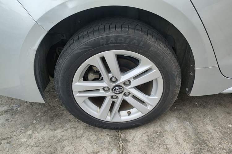 Used Toyota Levin 2019 185T CVT Entry-Level Version China VI Standard Right Rear Wheel Hub