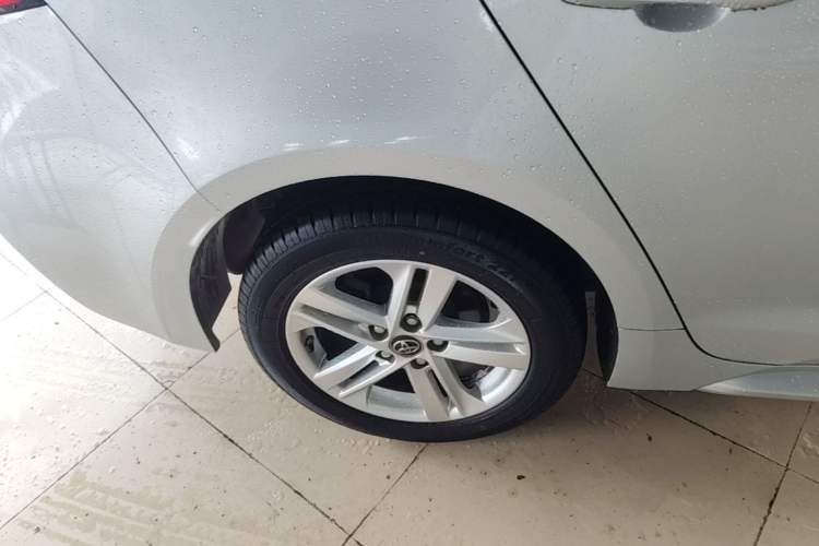 Used Toyota Levin 2019 185T CVT Luxury Edition China VI Standard Right Rear Wheel Hub