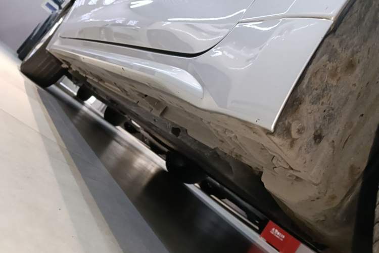 Used Toyota Levin 2019 185T CVT Luxury Edition China VI Standard Right Side Sill