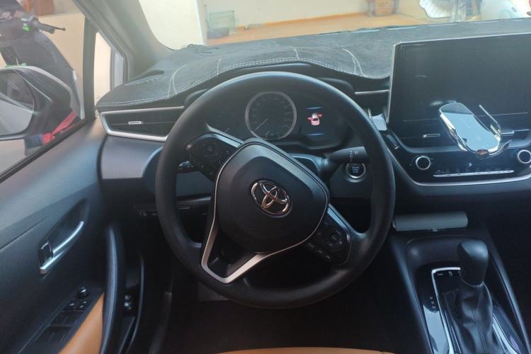 Used Toyota Levin 2019 185T CVT Luxury Edition China VI Standard Steering Wheel