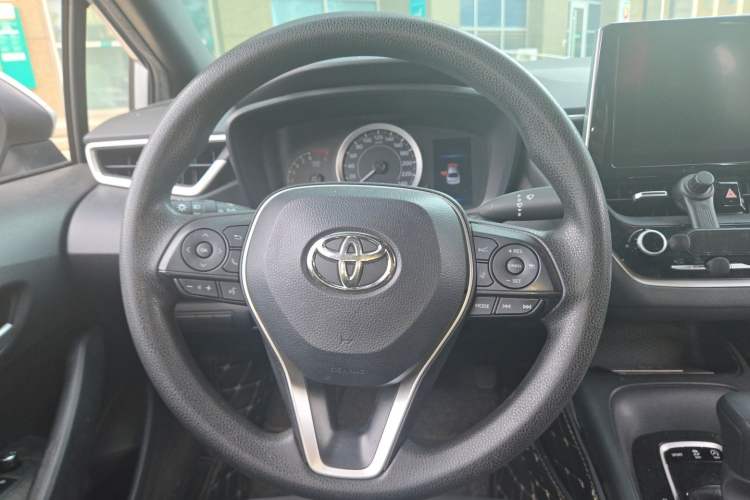 Used Toyota Levin 2019 185T CVT Sport Edition China VI Standard Steering Wheel