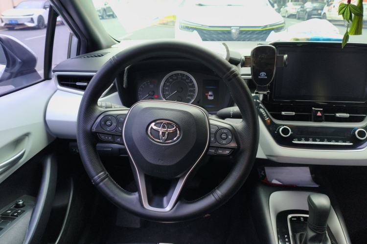 Used Toyota Levin 2019 185T CVT Luxury Edition China VI Standard Steering Wheel
