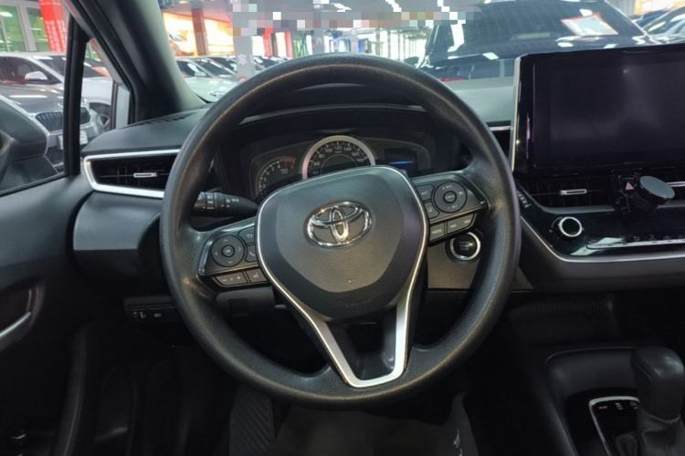 Used Toyota Levin 2019 185T CVT Luxury Edition China VI Standard Steering Wheel