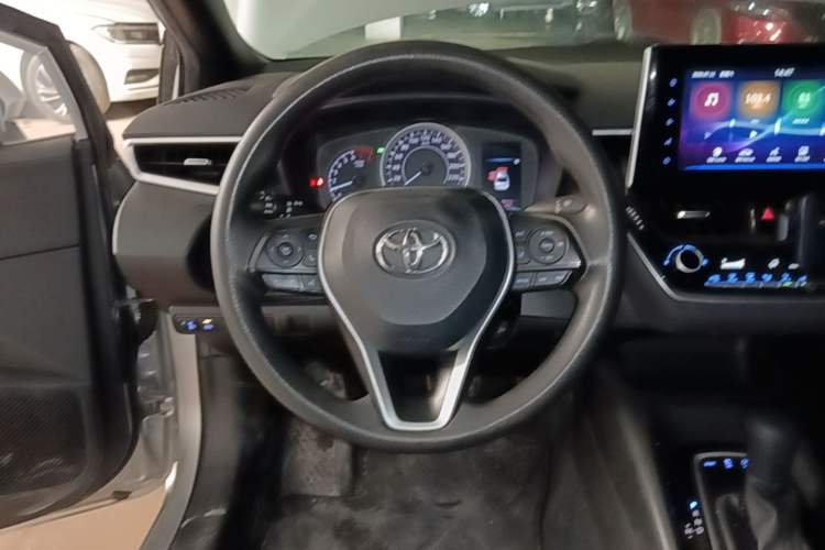 Used Toyota Levin 2019 185T CVT Sport Edition China VI Standard Steering Wheel