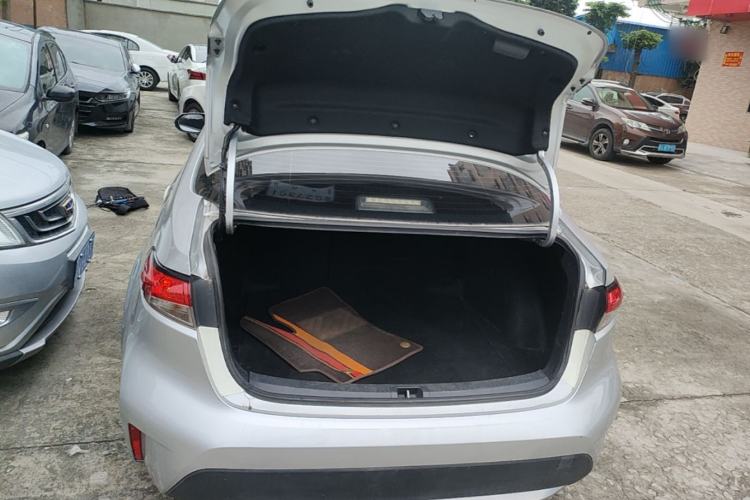 Used Toyota Levin 2019 185T CVT Entry-Level Version China VI Standard Trunk