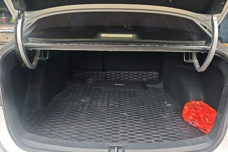 Used Toyota Levin 2019 185T CVT Luxury Edition China VI Standard Trunk