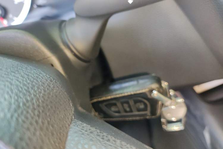 Used Toyota Levin 2019 185T CVT Entry-Level Version China VI Standard Vehicle Key