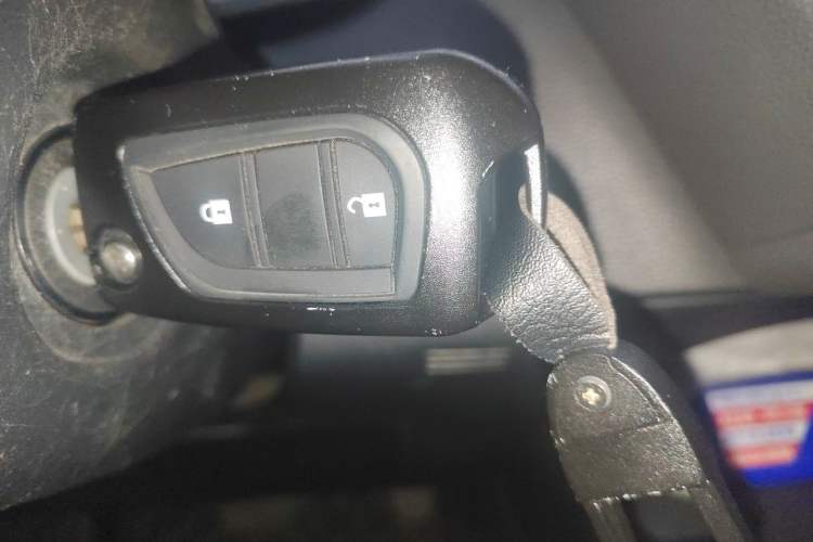 Used Toyota Levin 2019 185T CVT Entry-Level Version China VI Standard Vehicle Key