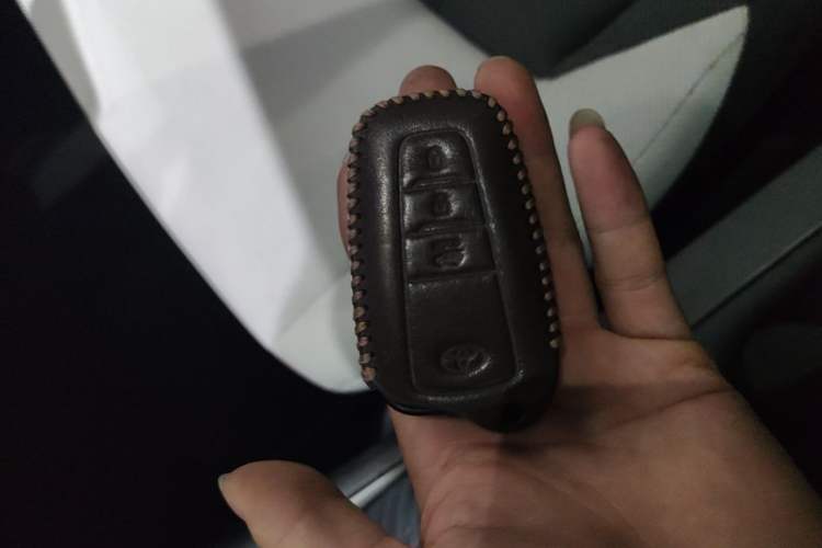 Used Toyota Levin 2019 185T CVT Luxury Edition China VI Standard Vehicle Key